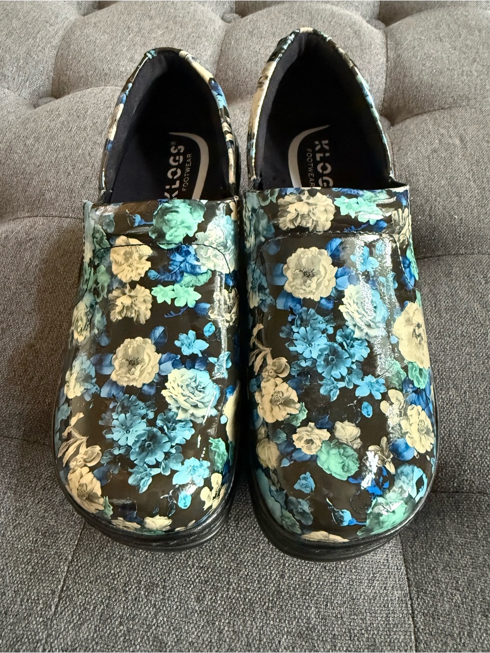 KLOGS Black Blue Floral Patent Leather Slip On Comfort Clog Nursing Shoes